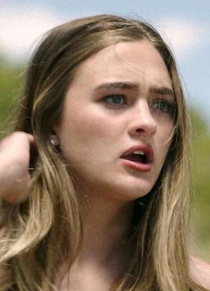 Sexy Lizzy Greene 291764