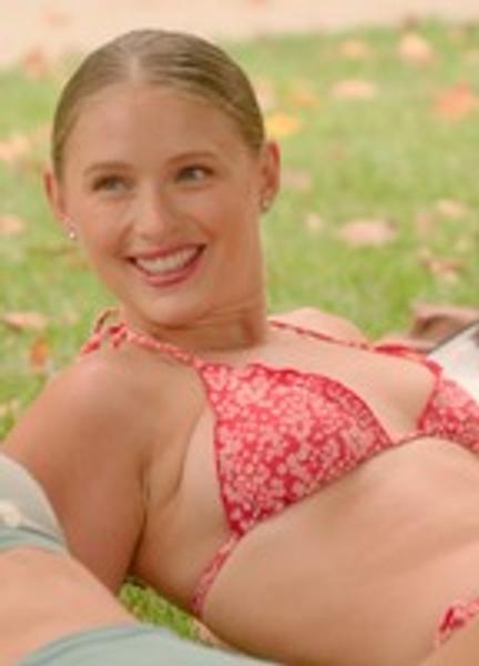 Sexiest Alexandra Beaton Scenes 291855