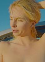 Amanda Fronckowiak Breasts Bush 292005