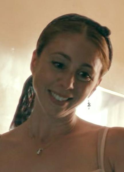 Sexiest Melanie Leishman Scenes 292291