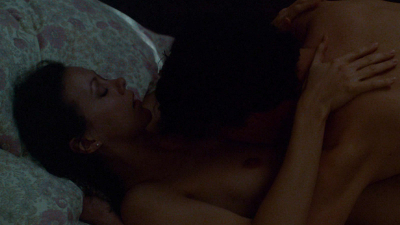 Jenny Agutter Naked in An American Werewolf in London. Breasts, couple in bed, man on top. 798589