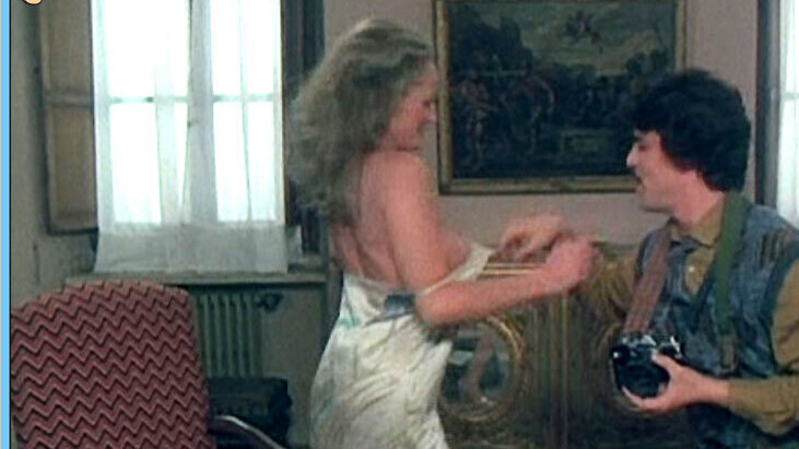 Ursula Andress Naked as The Stroller / The Widow. Breasts, brunette, dress pulled down. 533913