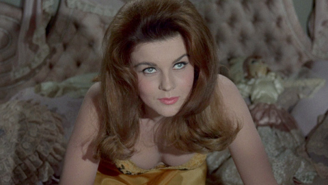 Ann-Margret in The Cincinnati Kid (1965) Sexy Brunette Cleavage 701913