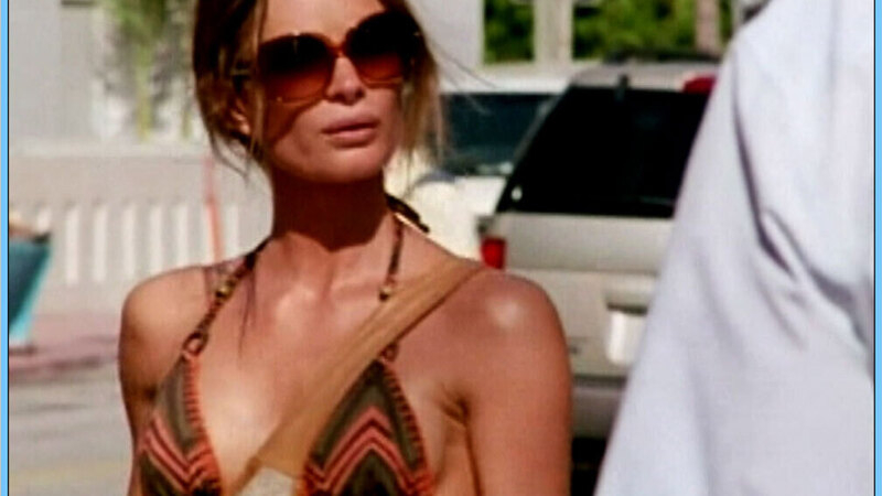 Sexiest Scenes of Fiona Glenanne from Burn Notice. Bikini, SFW, brunette. 665183