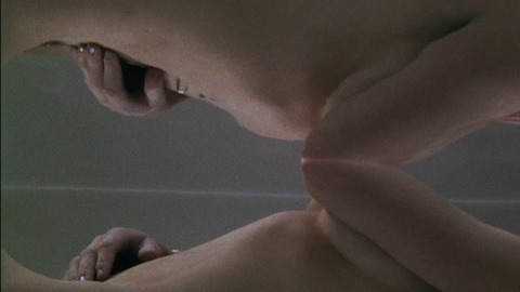 Patricia Arquette in Stigmata (1999) Sexy Brunette Reflection 763618