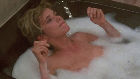 Nudes of Roberta Glass from Desperately Seeking Susan. Breasts, bubble bath, hot tub. 749574