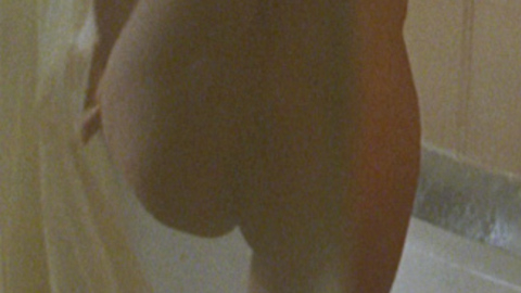 Rosanna Arquette in Nowhere to Run (1993) Butt Back Exposed Bathtub 700216