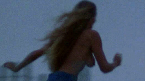 Susan Backlinie Nude as Chrissie. Breasts, beach, blonde. 713858