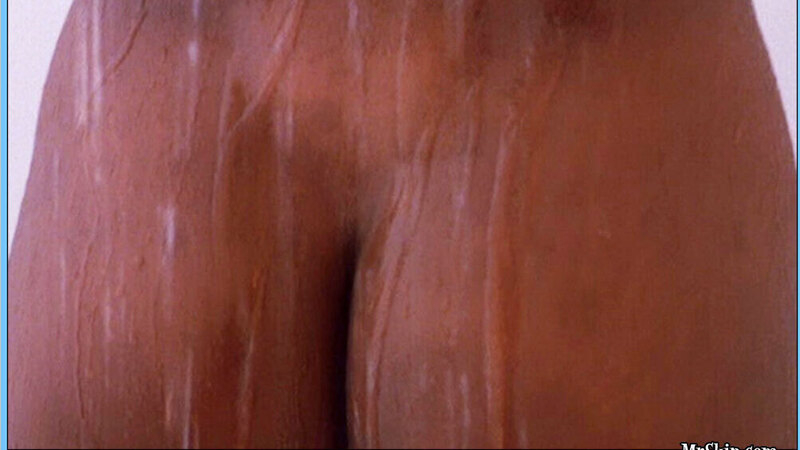 Angela Bassett Nude in Critters 4. Butt, Body Double, butt close-up, nude. 585466