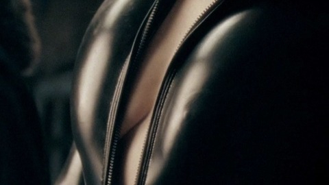 Kate Beckinsale in Underworld: Evolution (2006) Sexy Black Leather Jacket Cleavage 740011