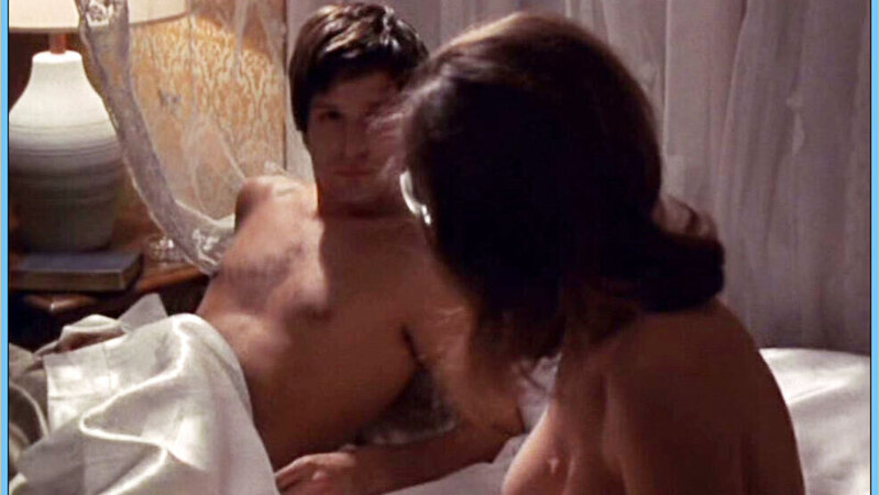 Bonnie Bedelia Nude as Susan Henderson. Breasts, brunette, couple in bed. 561362