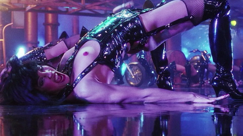 Elizabeth Berkley Nude in Showgirls. Breasts, bdsm outfit, black hair. 685600