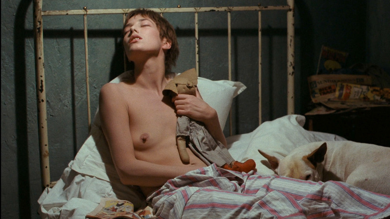 Jane Birkin Nude in I Love You, I Don't. Breasts, bedroom, in bed. 573106