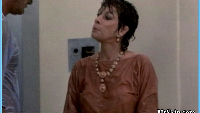 Hottest Carol Burnett Scene in Magnum, P.I.. Sexy, SFW, black hair. 659258