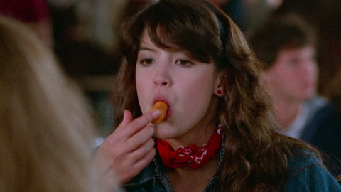 Phoebe Cates in Fast Times at Ridgemont High (1982) Sexy Brunette Eating 699276