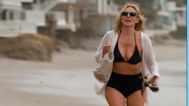 Sex and the City's Sexiest Scenes with Kim Cattrall. Bikini, SFW, beach. 577128
