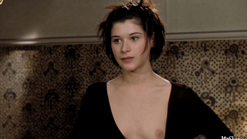 Valentina Cervi Naked as Aurelie Coquille. Breasts, brunette, left breast. 559233