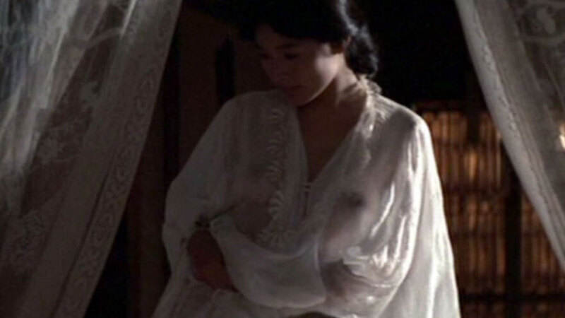 Sexiest Empress Wan Jung / Elizabeth Scenes. Sexy, Asian, black hair. 649480