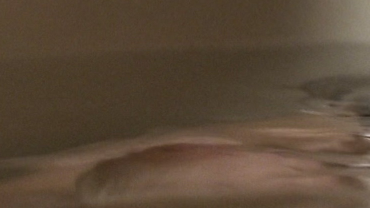 Kathy Nicolo from House of Sand and Fog Naked. Breasts, bathtub, holding pills. 553679