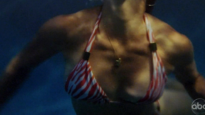 Sexiest Courteney Cox Scene in Cougar Town. Bikini, SFW, sexy. 677371