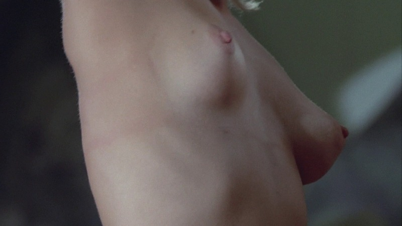 Jane Curtin Nude in How to Beat the High Cost of Living. Breasts, Body Double, big areolas, breast close-up. 760858