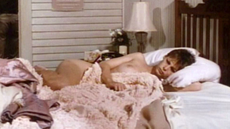 Jamie Lee Curtis Nude in Love Letters. Breasts, brunette, in bed. 538546