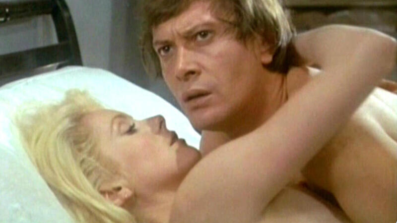Catherine Deneuve Naked as Françoise LeRoi. Breasts, blonde, couple. 587721