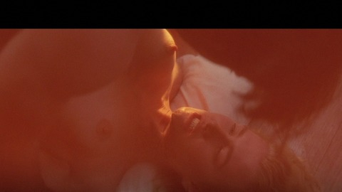 Laura Dern Naked as Lula Fortune. Breasts, blonde, hard nipples. 739149