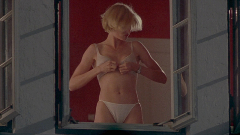 Sexiest Cameron Diaz Scene in There's Something About Mary. Underwear, SFW, blonde. 683101
