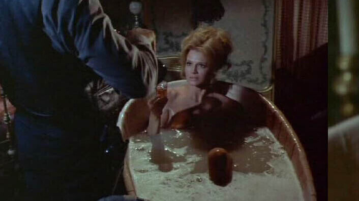 Hottest Angie Dickinson Scene in Young Billy Young. Sexy, bathtub, bubble bath. 648734