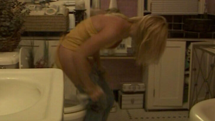 Dead Lenny's Sexiest Scenes with Nicole Eggert. Sexy, SFW, blonde. 648930