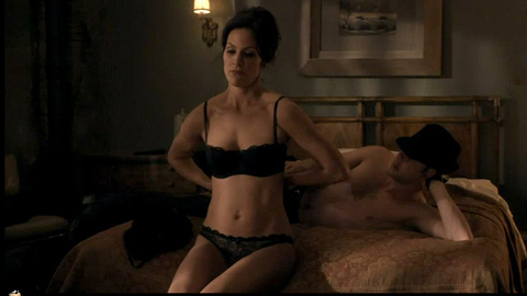 Annabeth Gish in FlashForward (2009-2010) Underwear Black Bra Black Hair 684551