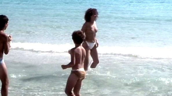 Nudes of Grazia from Respiro. Breasts, beach, brunette. 606540