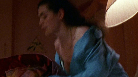 Julianna Margulies in Out for Justice (1991) Sexy Blue Robe Brunette 704598