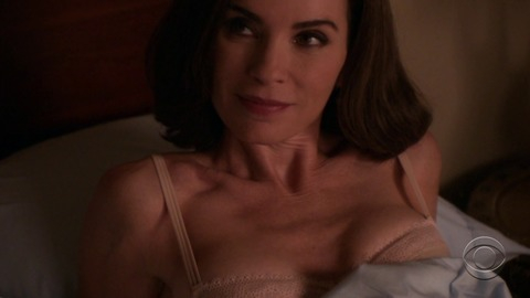 Julianna Margulies in The Good Wife (2012-2015) Sexy Underwear Cleavage Eye Make Up 777807