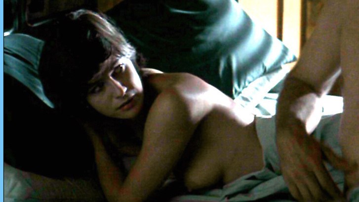 Irène Jacob Nude in The Big Brass Ring. Breasts, black hair, couple. 558916