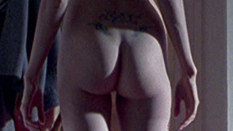 Angelina Jolie in Gia (1998) Butt Back Exposed Brunette 701507