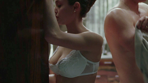 Angelina Jolie in Mr. & Mrs. Smith (2005) Underwear Big Breasts Brunette 687477