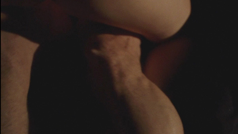 Milla Jovovich in Stone (2010) Sexy Couple In Bed Sexy 693144