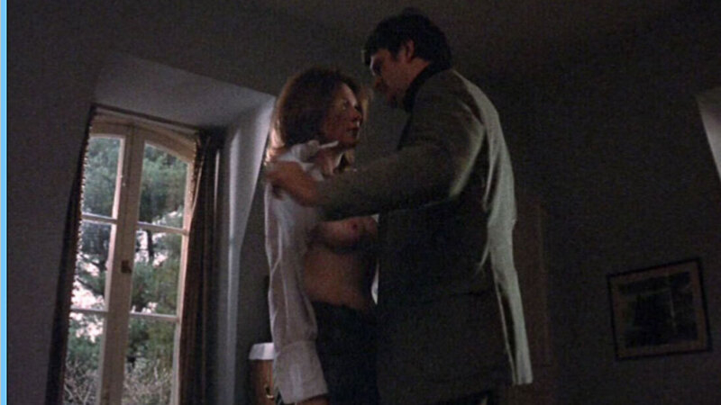 Shirley MacLaine Nude in Desperate Characters. Breasts, fully clothed man, nude. 547660