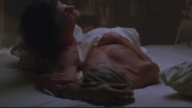 Patsy Kensit Naked in Lethal Weapon 2. Breasts, blonde, couple. 681847