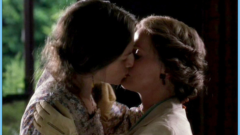 Sexiest Virginia Woolf Scenes. Sexy, Lesbian, brunette, kissing. 617122
