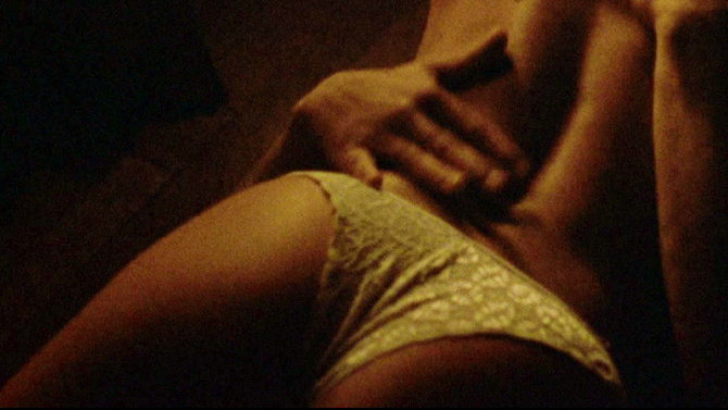 Halloween 4: The Return of Michael Myers's Sexiest Scenes with Kathleen Kinmont. Underwear, back exposed, blonde. 714438