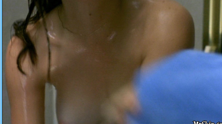 Nancy Thompson from A Nightmare on Elm Street Naked. Breasts, right breast, shower. 546707