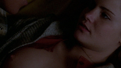 Jennifer Jason Leigh Nude in Fast Times at Ridgemont High. Breasts, brunette, couple. 699292