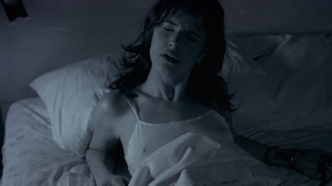 Juliette Lewis in Picture Claire (2001) Sexy Bed Black And White 751400