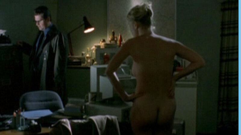 Catherine from The Honeytrap Naked. Butt, back exposed, blonde. 605981