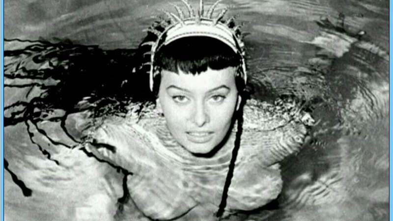 Sophia Loren Nude in Looking for Sophia. Breasts, black and white, black hair. 624040