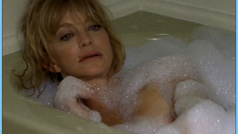 Goldie Hawn Nude in The Banger Sisters. Breasts, blonde, in bathtub. 599368
