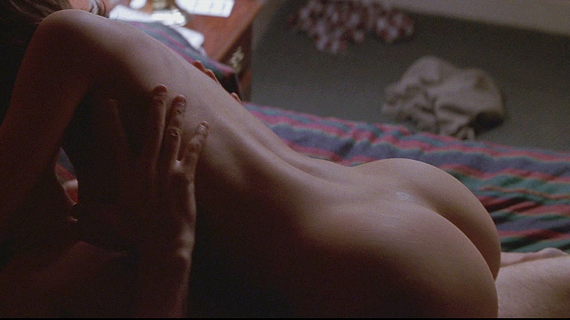 Natasha Henstridge Naked in Species. Breasts, Butt, brunette, nude. 671929